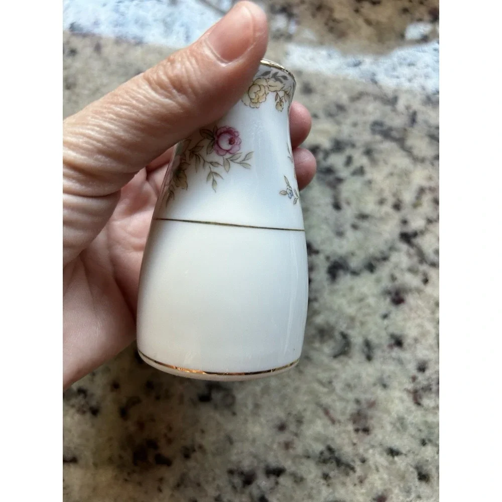 Noritake Somerset Salt & Pepper Japan
